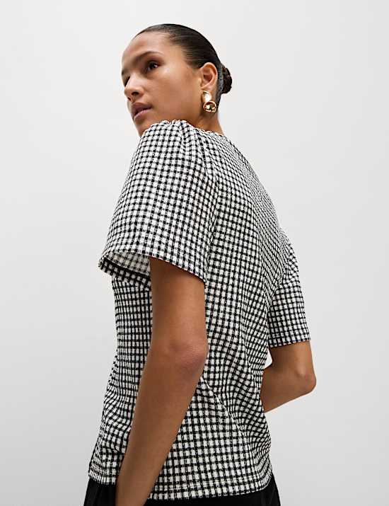 Gingham Textured V-Neck Tie Front Top