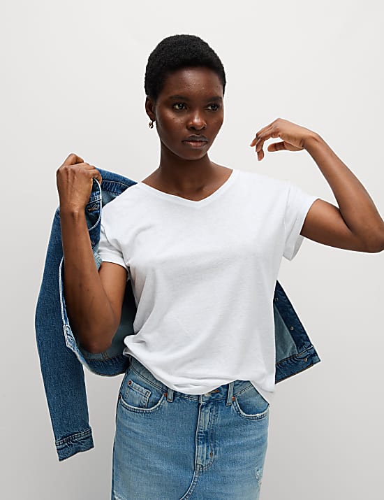 Linen Blend V-Neck Regular Fit T-Shirt