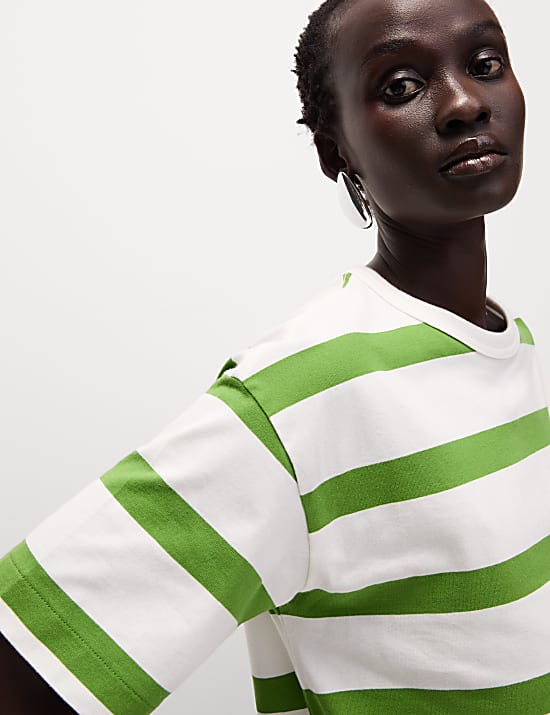 Proužkovan&eacute; tričko hranat&eacute;ho střihu z čist&eacute; bavlny