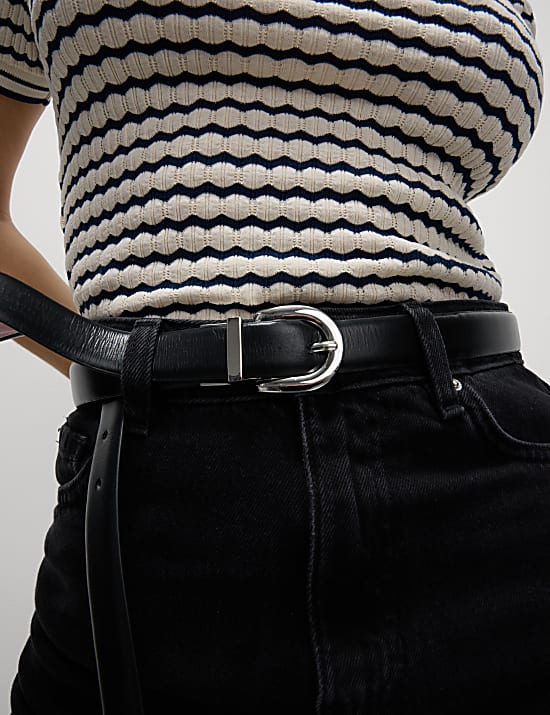 Polo top s geometrick&yacute;mi pruhy ze směsi bavlny