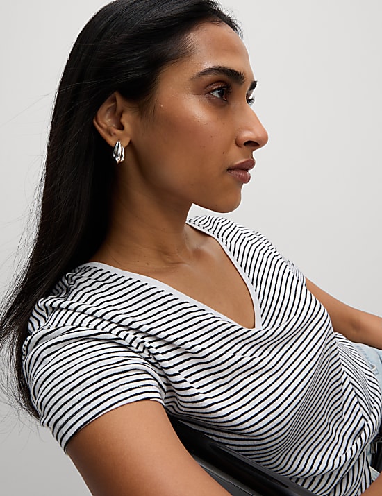 Linen Blend Striped V-Neck T-Shirt