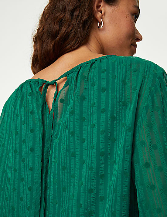 Blouse en mousseline &agrave; pois