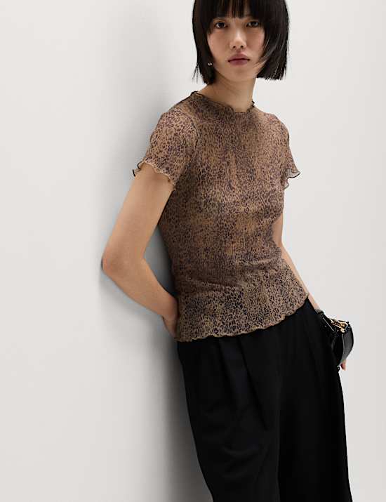 Mesh Printed Short Sleeve T-Shirt