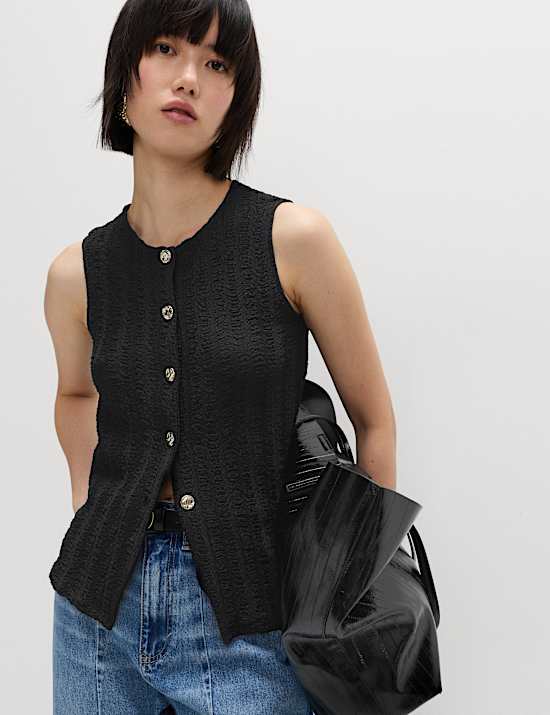 Crew Neck Textured Waistcoat