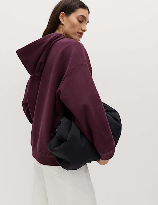 קפוצ'ון מבד עשיר בכותנה