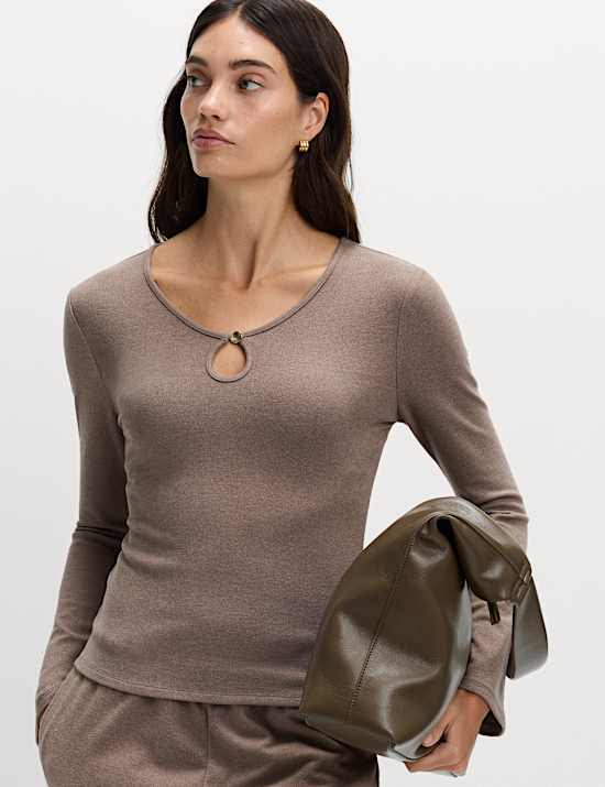 Άνετο τοπ με εβαζέ μανίκια και άνοιγμα-σταγόνα