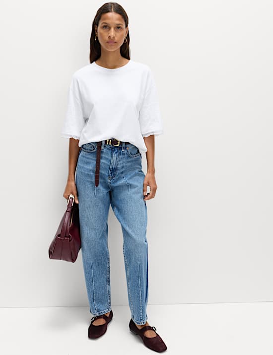 חולצת טי עם שרוולי תחרה מכותנה טהורה