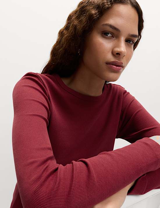 Katoenrijke, geribde top