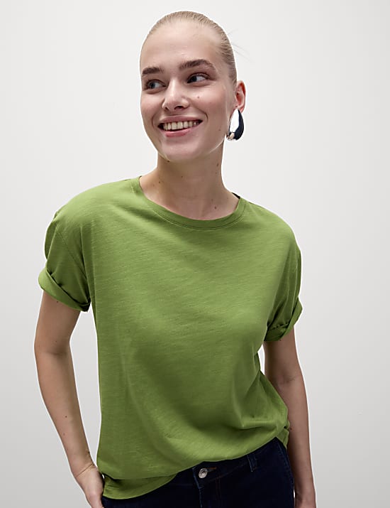 Bequemes T-Shirt aus Baumwolle und Modal