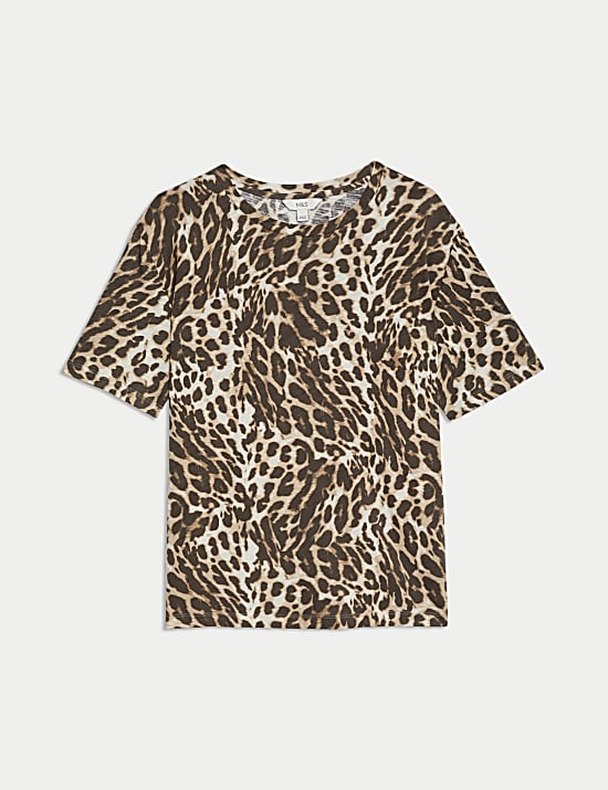 Patterned tops