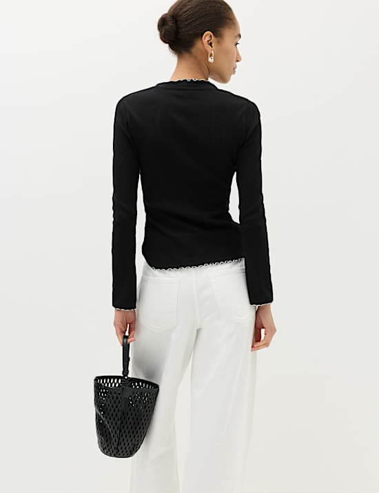 Cotton Rich V-Neck Buttoned Top