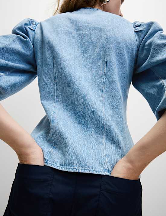 Denim-Bluse mit durchgehender Knopfleiste und Puffärmeln
