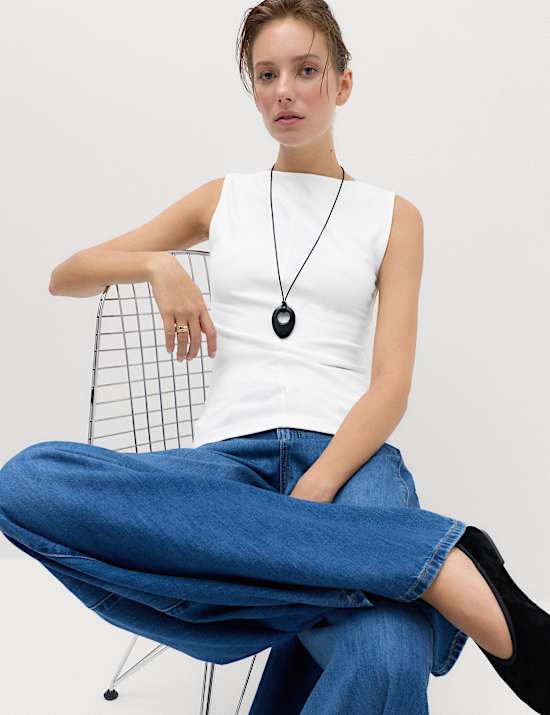 Slim Fit Seam Detail Sleeveless Top