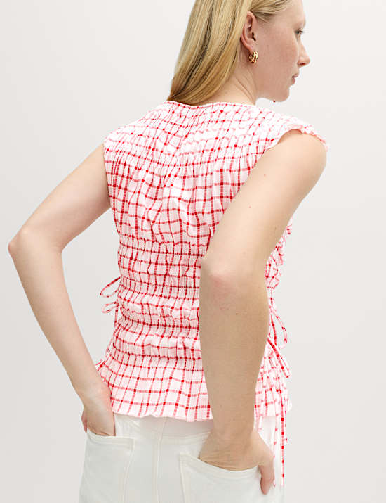 Top con detalle fruncido 100% algod&oacute;n