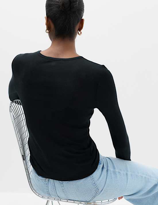 Long Sleeve Crew Neck Top With Wool