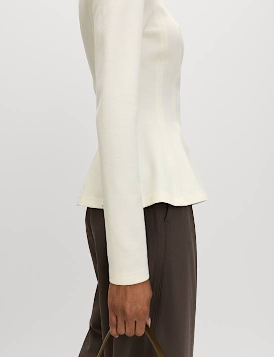 Getailleerde top met lange mouwen en peplum