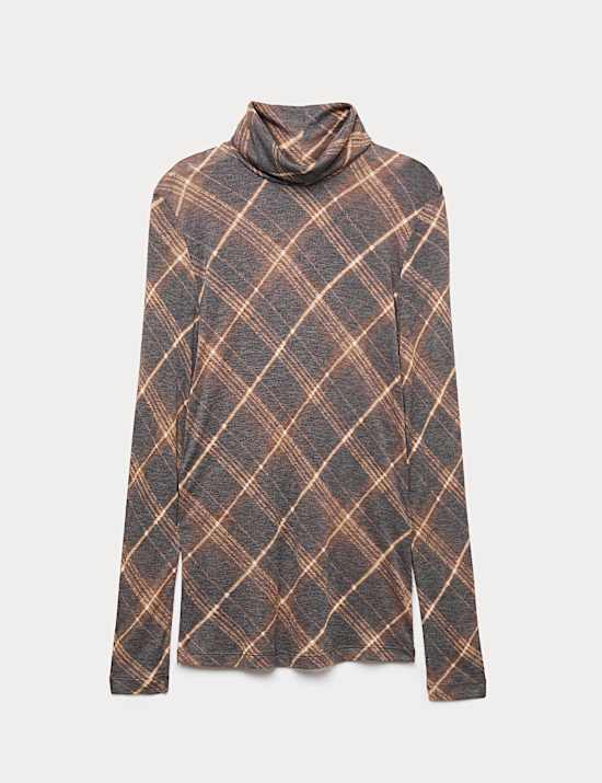 Schmal geschnittenes Langarmoberteil mit Trichterkragen und Wollanteil