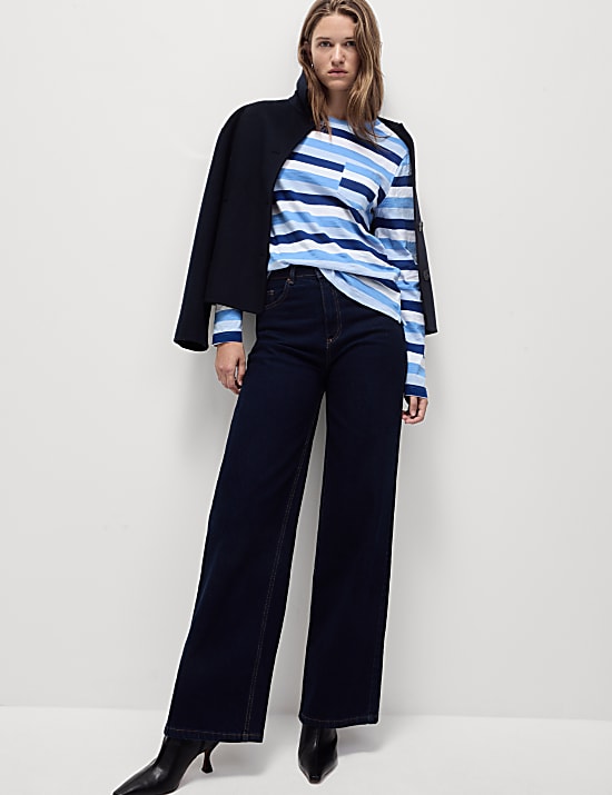 Proužkovan&eacute; tričko z&nbsp;čist&eacute; bavlny s&nbsp;kapsou