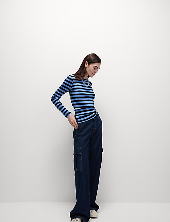 Proužkovan&yacute; žebrovan&yacute; top s vysok&yacute;m pod&iacute;lem bavlny