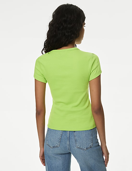 Kaus Oblong Bahan Katun Berusuk Slim Fit