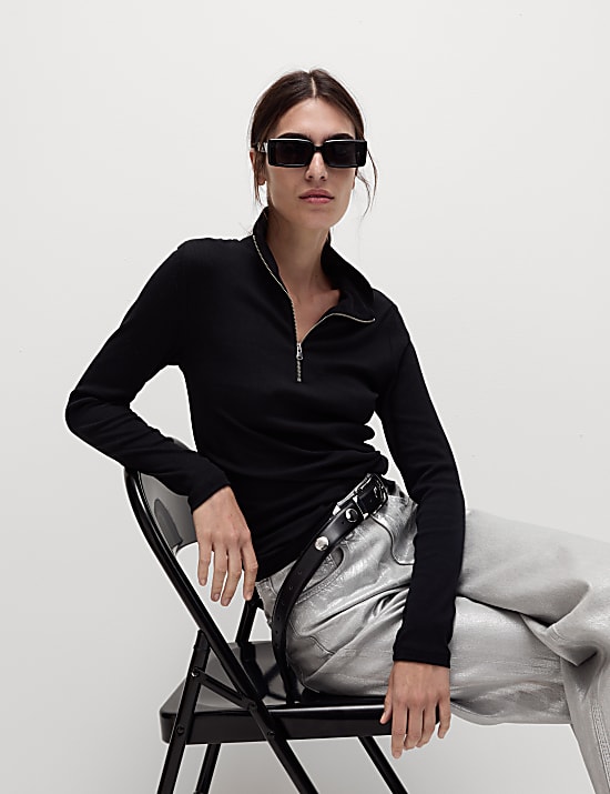 Atasan Berusuk Bahan Katun Ritsleting Pendek