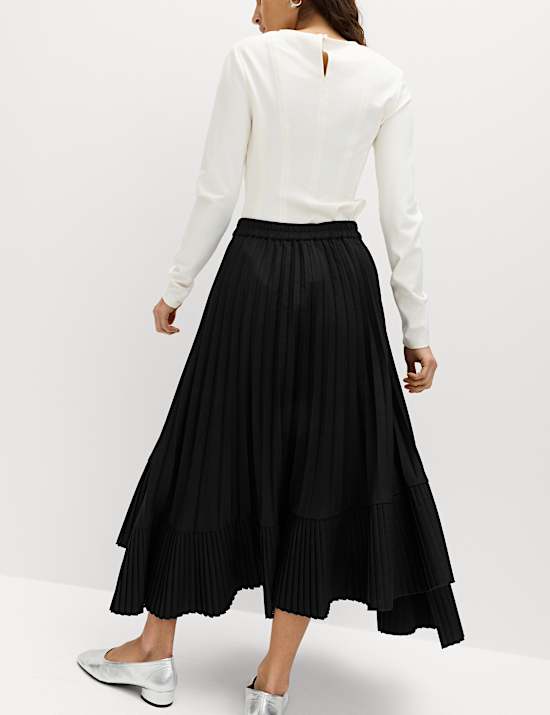 Asymmetrische midi-plooirok