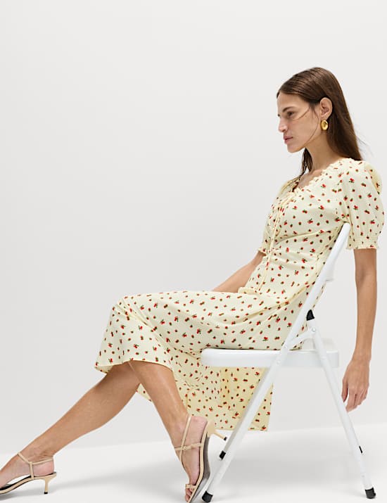 Vestido midi fruncido