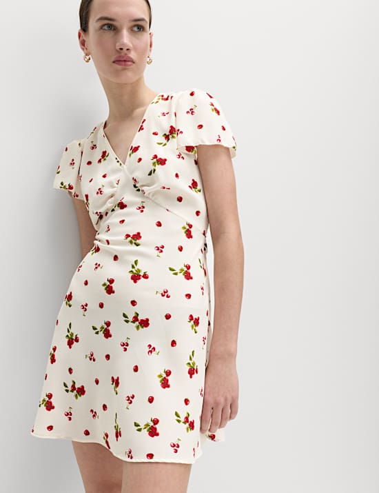 Robe coupe courte &agrave; imprim&eacute; fleuri