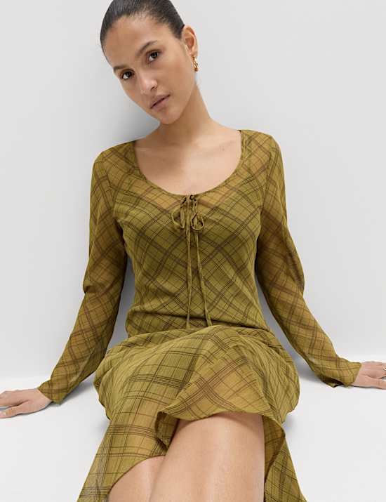 Checked Scoop Neck Long Sleeve Midaxi Column Dress