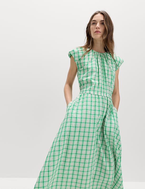 Gingham Puff Sleeve Midi Waisted Dress