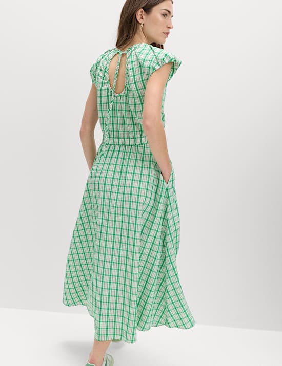 Gingham Puff Sleeve Midi Waisted Dress