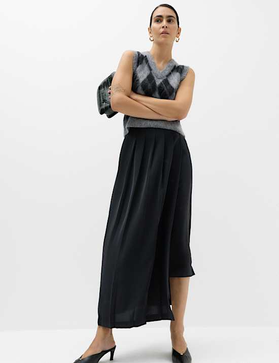 Pleated skirts