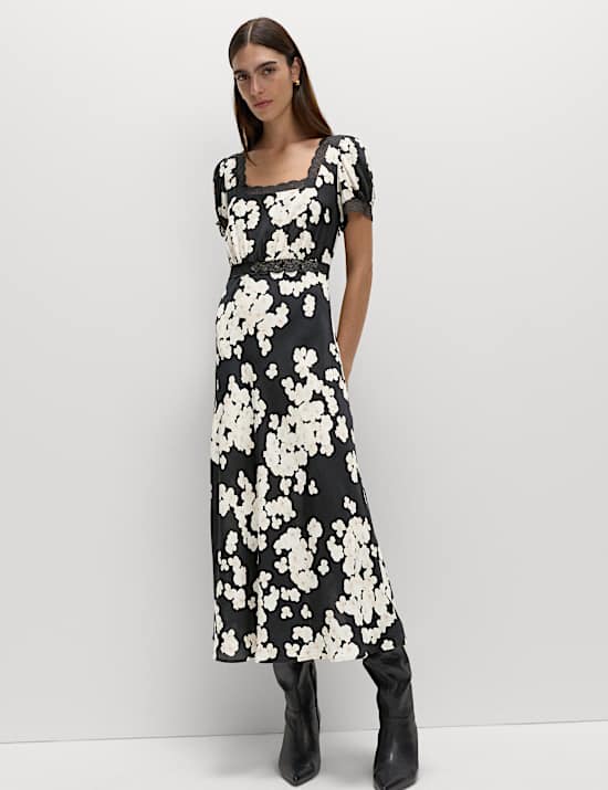 Robe midaxi &agrave; d&eacute;tail en dentelle floral