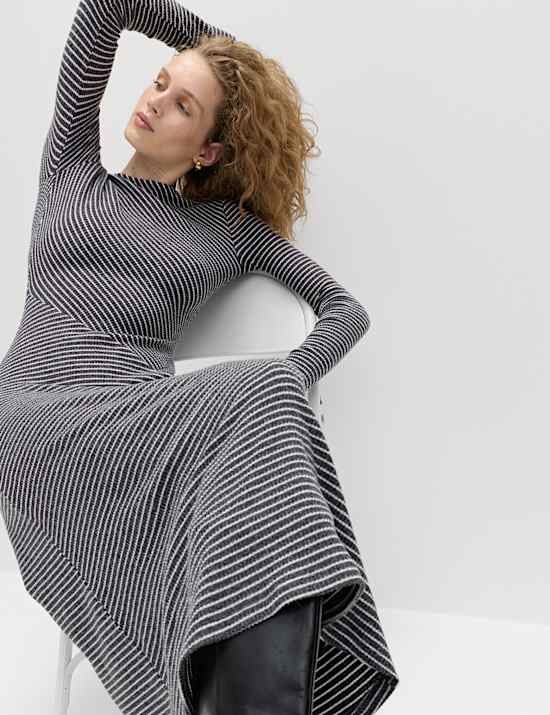 Robe midi coupe droite confortable en jersey &agrave; rayures