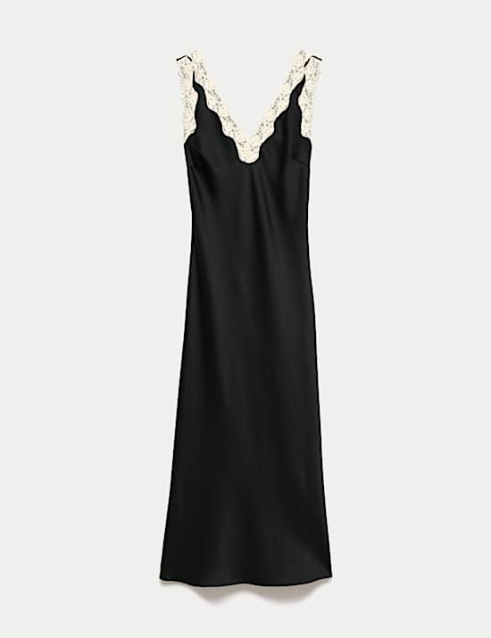 Fond de robe midi en satin &agrave; col V et empi&egrave;cement en dentelle