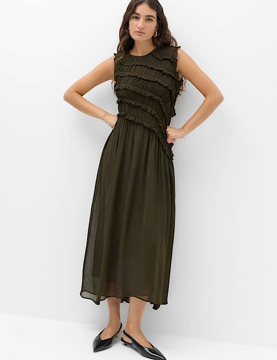 Chiffon Ruffle Detail Maxi Dress
