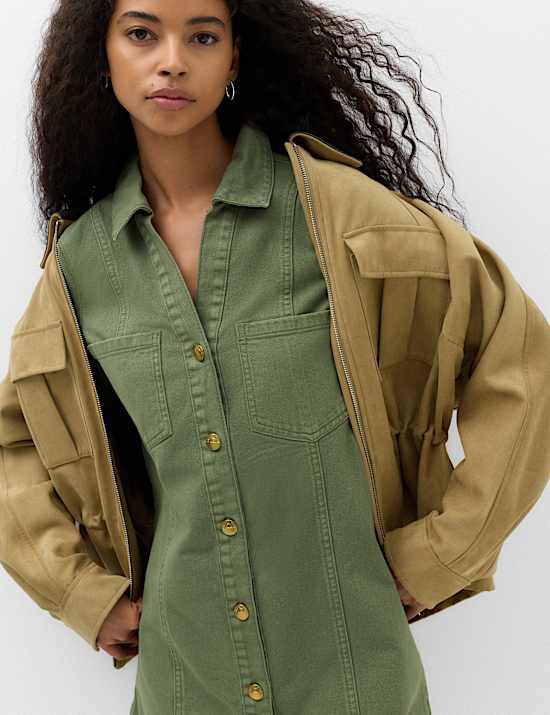 Robe coupe courte style chemise en jean