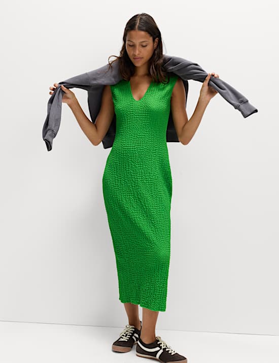 Jersey Textured V-Neck Midi Column Dress