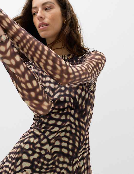 Robe patineuse coupe courte en tulle &agrave; imprim&eacute; animal