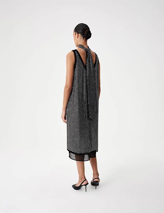 Embellished Scoop Neck Shift Midi Dress