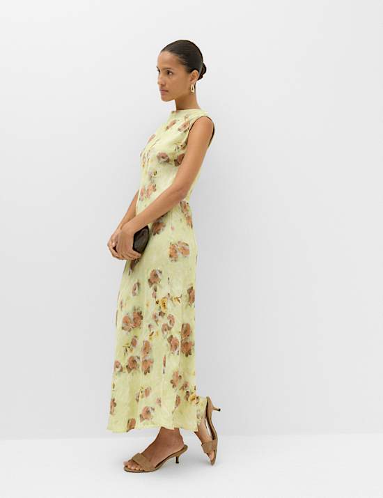 Robe midi coupe droite &agrave; encolure ronde et motif fleuri