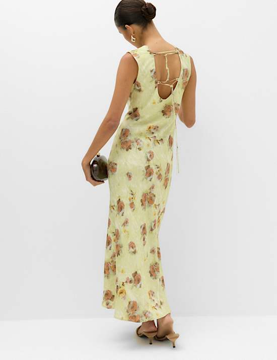 Robe midi coupe droite &agrave; encolure ronde et motif fleuri