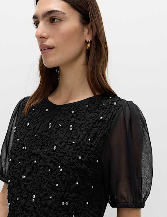 Midaxi šaty se zvýrazněným pasem a korálky Georgette