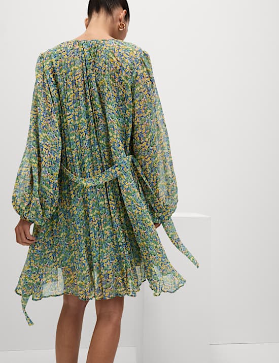 Floral V-Neck Mini Relaxed Smock Dress