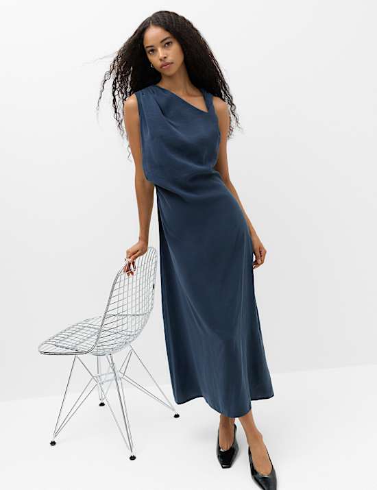 Midi dresses
