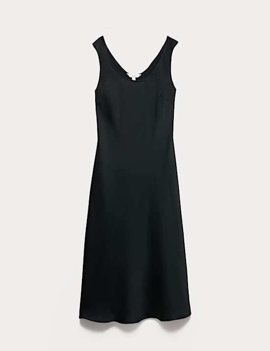 Robe midi coupe droite en satin &agrave; bretelles larges