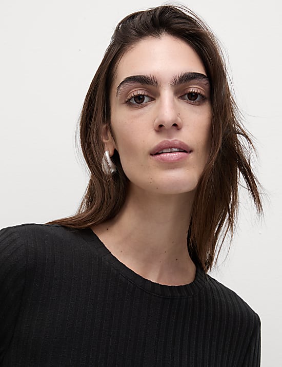 Robe midi coupe droite &agrave; encolure ronde