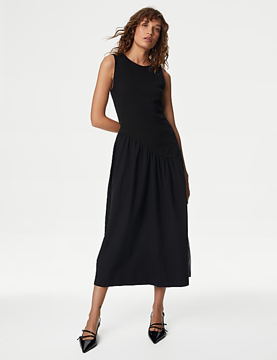 Gaun Jahitan Bawah Pinggang Midi Bertekstur Campuran Katun