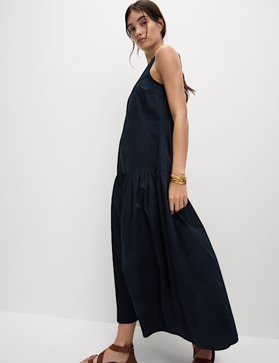 Μίντι-μάξι φόρεμα με στρώσεις και χαμηλή μέση από 100% βαμβάκι