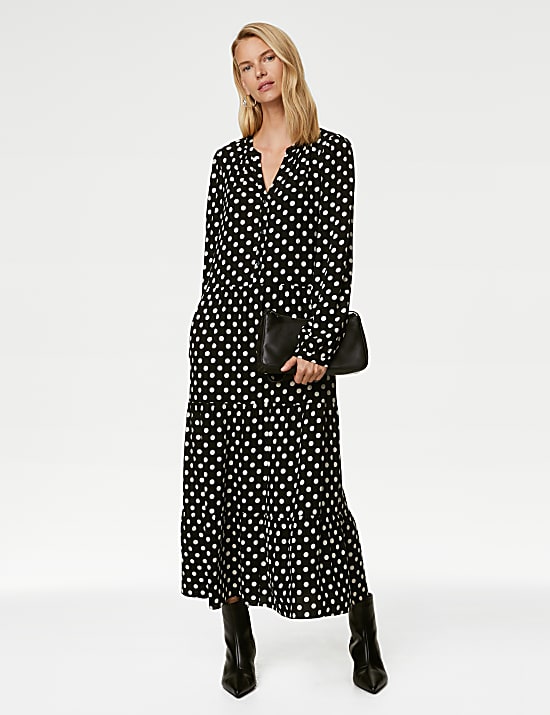 Robe midi &agrave; col V avec imprim&eacute; et volants